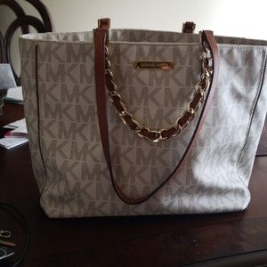 Mk tote